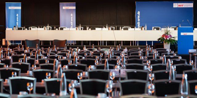 21. Landesdelegiertenversammlung am Flughafen