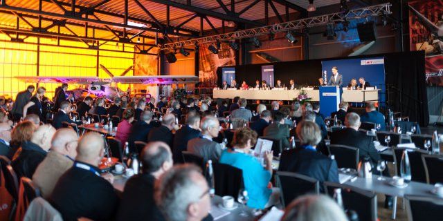 21. Landesdelegiertenversammlung am Flughafen