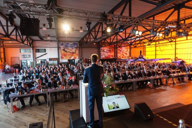 21. Landesdelegiertenversammlung am Flughafen