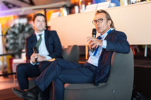 21. Landesdelegiertenversammlung am Flughafen